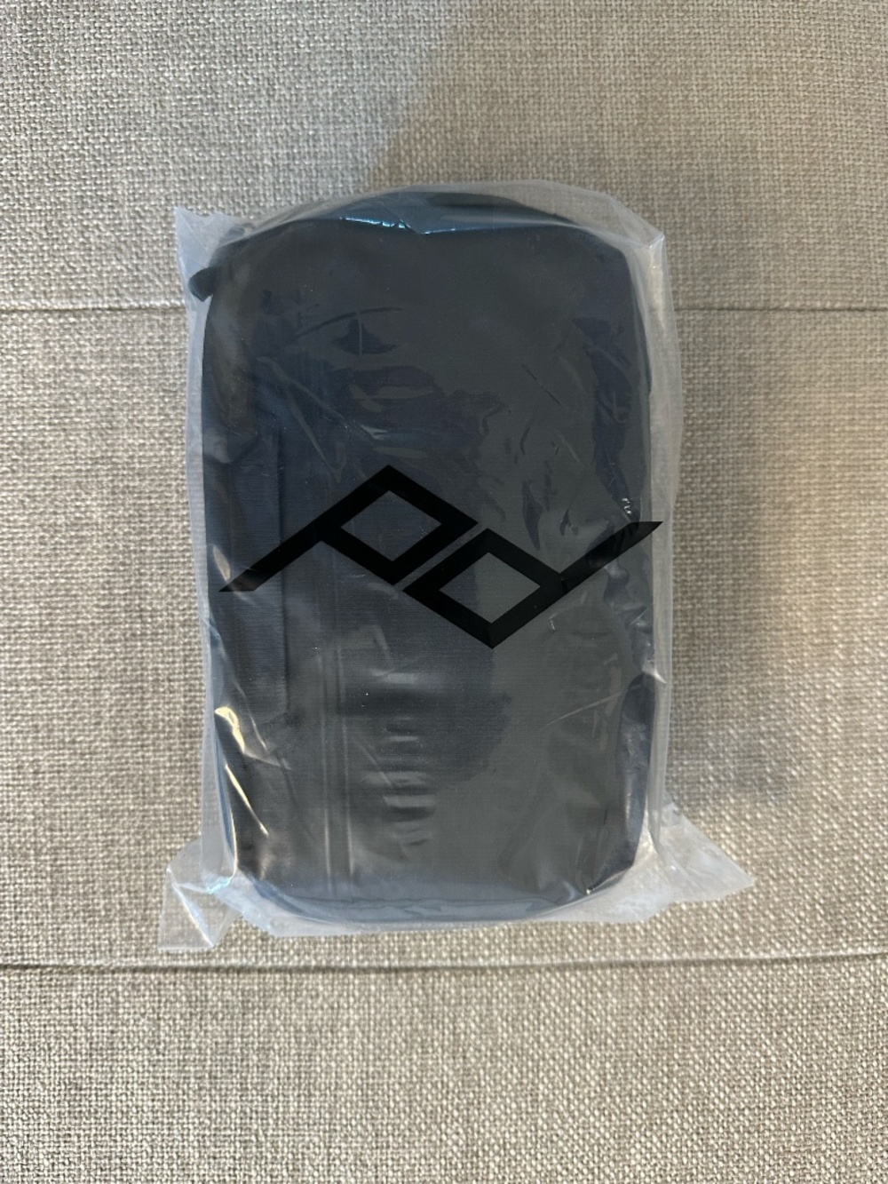 Peak Design Tech Pouch - Black (BRAND NEW WITH TAGS)